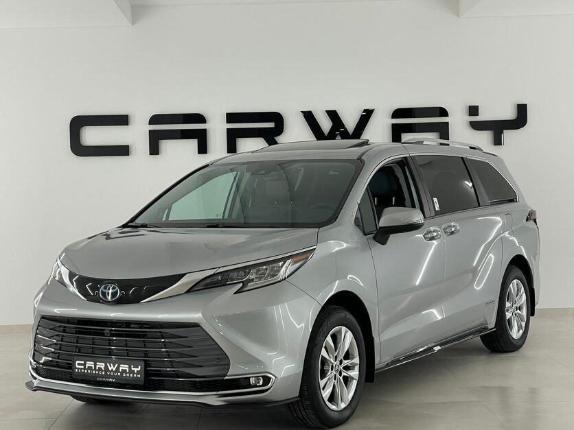 Toyota SIENNA 2.5 Hybrid Limited