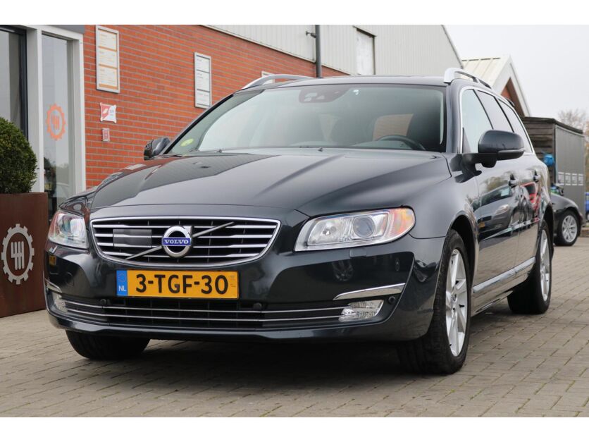 Volvo V70 2.0 D4 Nordic+ | SCHUIFDAK | ADAPCRUISE | LEDER